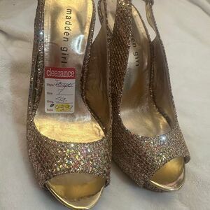 Madden-girl Women's Gold Courts